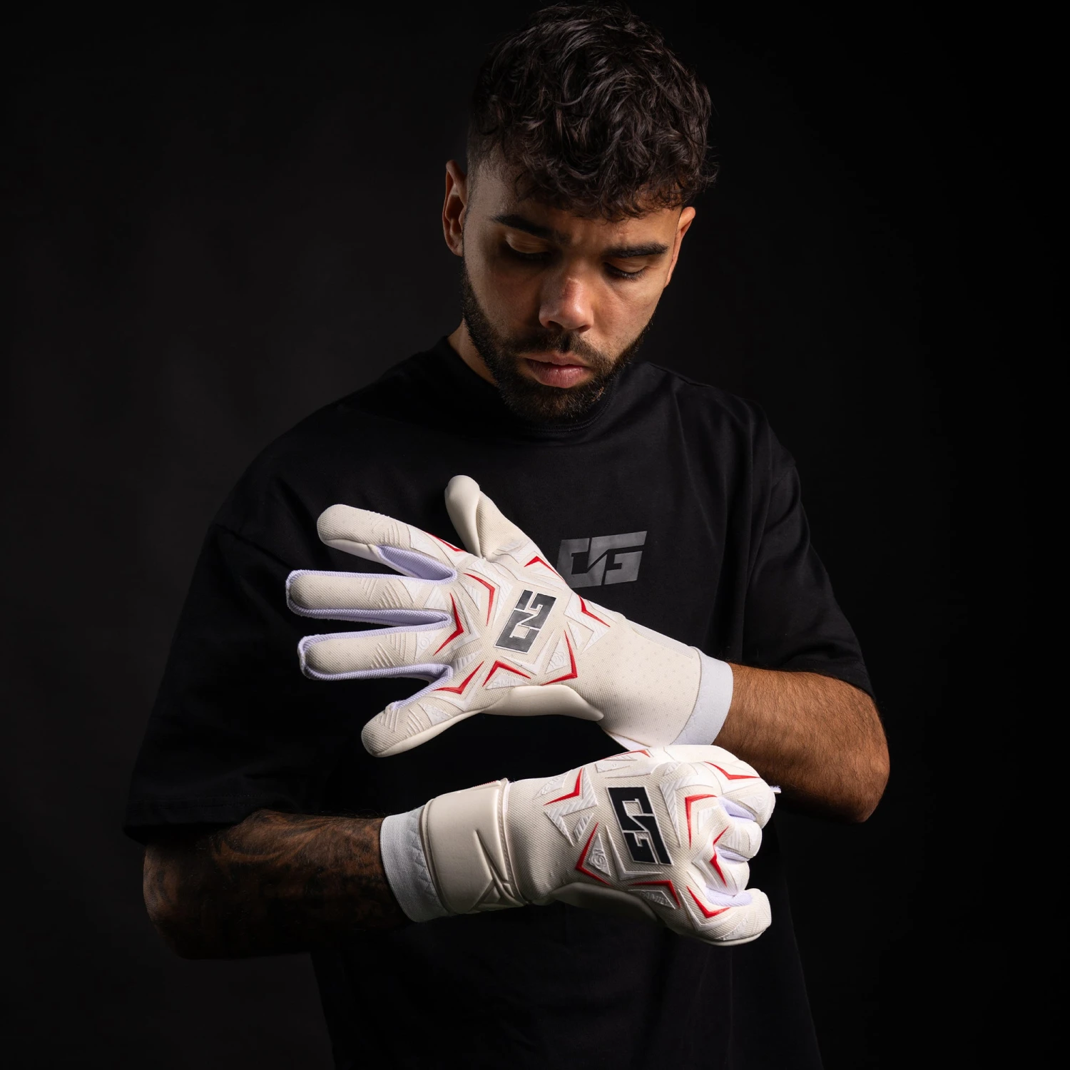 OG1 Type-R Jnr GK Gloves 6 OG1 Type-R Jnr GK Gloves - Image 4