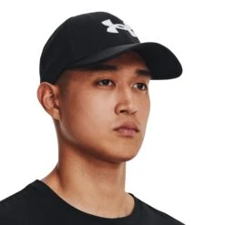 Under Armour UA Men's Blitzing Cap -Sporting Goods Store 12 8f6a963f fb55 42ba ac61 b7eb0ccc6288