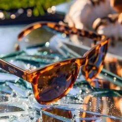 Goodr Bosley's Basset Hound Dreams Sunglasses -Sporting Goods Store 1 8567f105 52dd 4c46 ae17 811705157e75