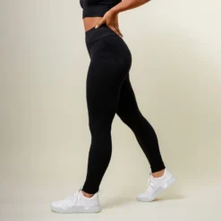 Womens High-Rise Aura Tight 26" -Sporting Goods Store 2 f8667414 773c 4c90 af9f 2f7b1063f5f8