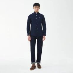 Oxtown Tailored Shirt -Sporting Goods Store 3 251f63e1 e4a0 449c aa65 4eed0639acbb