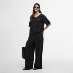 Riley T-Shirt Womens -Sporting Goods Store 3 47169874 78a0 45b6 a9c3 5f870e4bff36