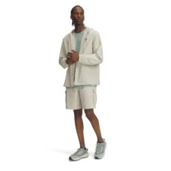 Under Armour UA Vibe Woven Cargo Shorts -Sporting Goods Store 3 e4eab904 1806 4531 85e5 3f336032e6c9