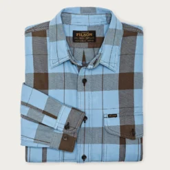 Filson Vintage Wash Alaskan Guide Shirt -Sporting Goods Store 3 ffb987b8 dd7e 47de b6cc 092acfef3cdf