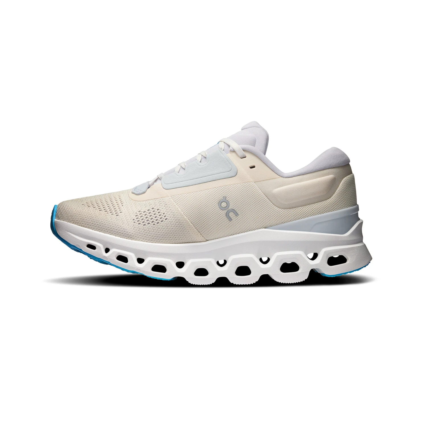 On Running Cloudstratus 3 Womens Running Shoes 4 On Running Cloudstratus 3 Womens Running Shoes - Image 2