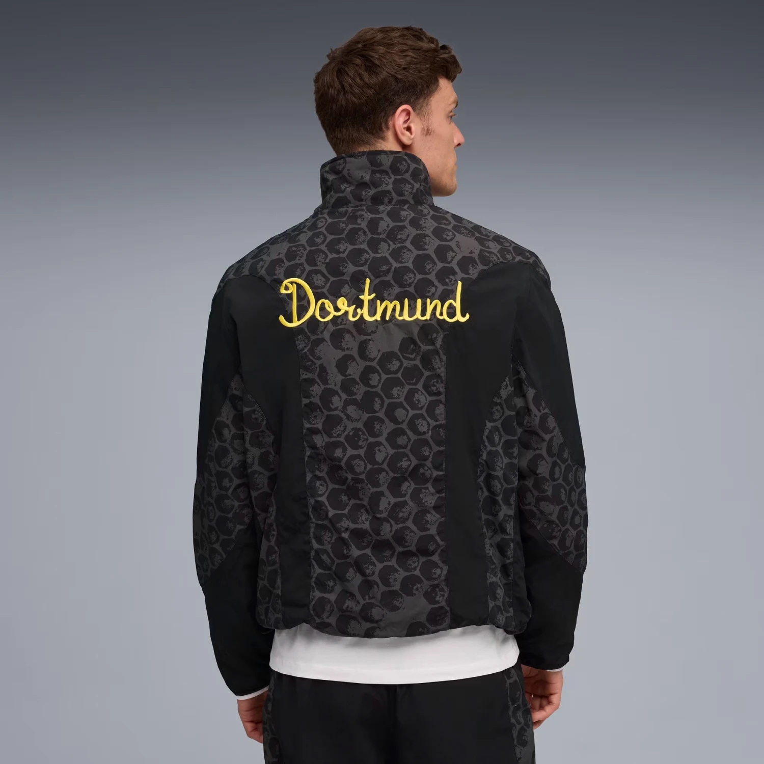 Puma Borussia Dortmund KS Club World Cup 25 Reversible Jacket 6 Puma Borussia Dortmund KS Club World Cup 25 Reversible Jacket - Image 4