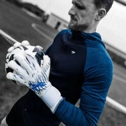 RE:GEN Pro LT Jnr Goalkeeping Gloves -Sporting Goods Store 4 c9d3db7d e225 47d7 8666 2fae2d11c10b
