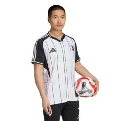 ADIDAS Juventus US Football Shirt -Sporting Goods Store 4 f427d0b5 e277 4f5d a9c4 da892f50bba8