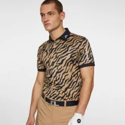 J.Lindeberg Tour Tech Print Golf Polo Shirt -Sporting Goods Store 5 25fd04f1 cc9c 406f 96b3 3d59c7283487