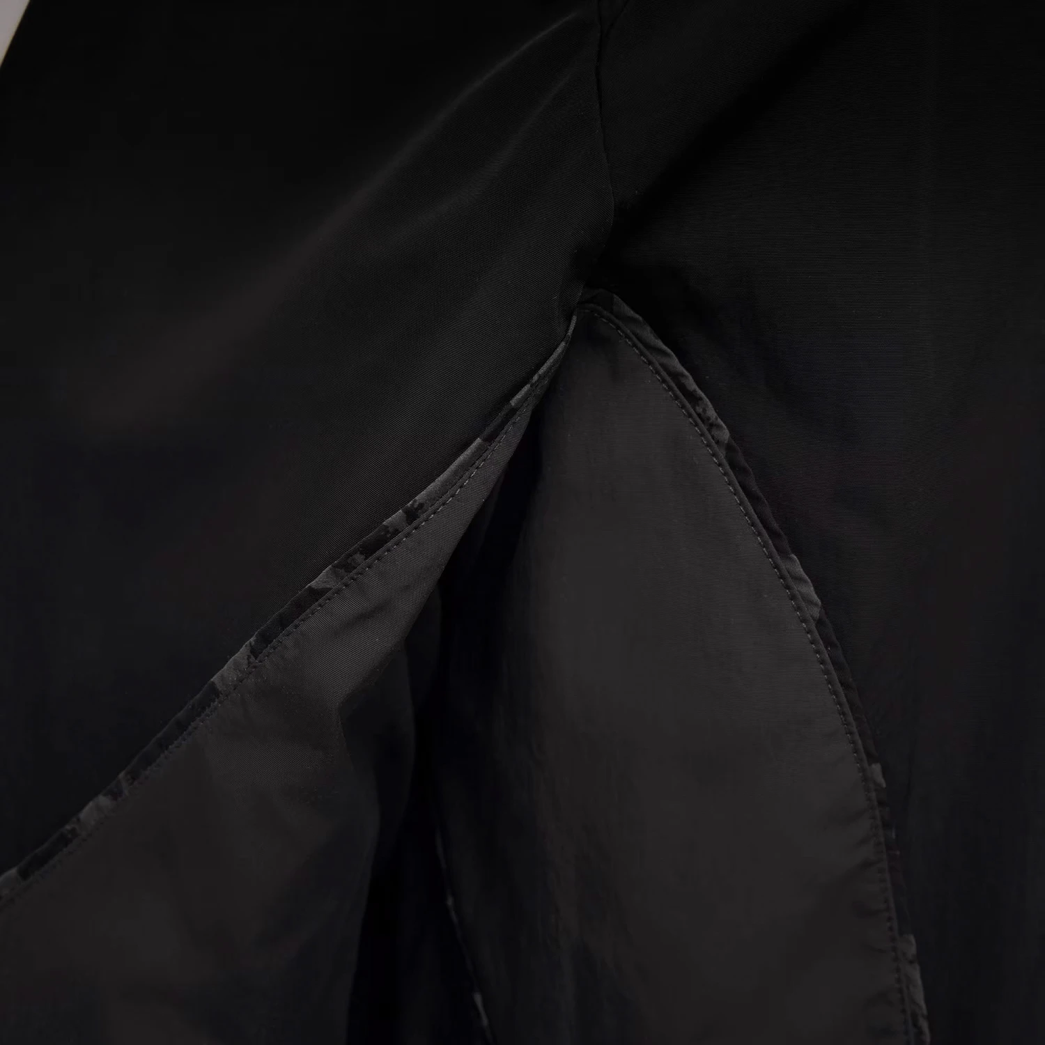 Puma Borussia Dortmund KS Club World Cup 25 Reversible Jacket 8 Puma Borussia Dortmund KS Club World Cup 25 Reversible Jacket - Image 6