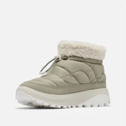 Columbia Women's Snowtrot Shorty Winter Boots -Sporting Goods Store 6 37389fff 3183 4747 a88d ac3df0339556