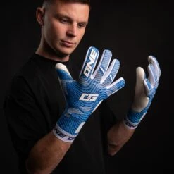 OG1 WAVE - Negative Cut GK Gloves -Sporting Goods Store 6 628d3a18 b5f8 4e2a aaf9 51d2387ea284