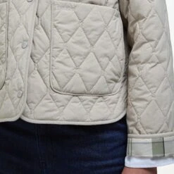 Monroe Quilt Jacket Womens 15 Monroe Quilt Jacket Womens -Sporting Goods Store 6 b479dd62 34fb 4c9d 92d3 924e44b7ebdc