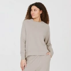 ATHLECIA Women's Jacey Crew Neck Sweatshirt