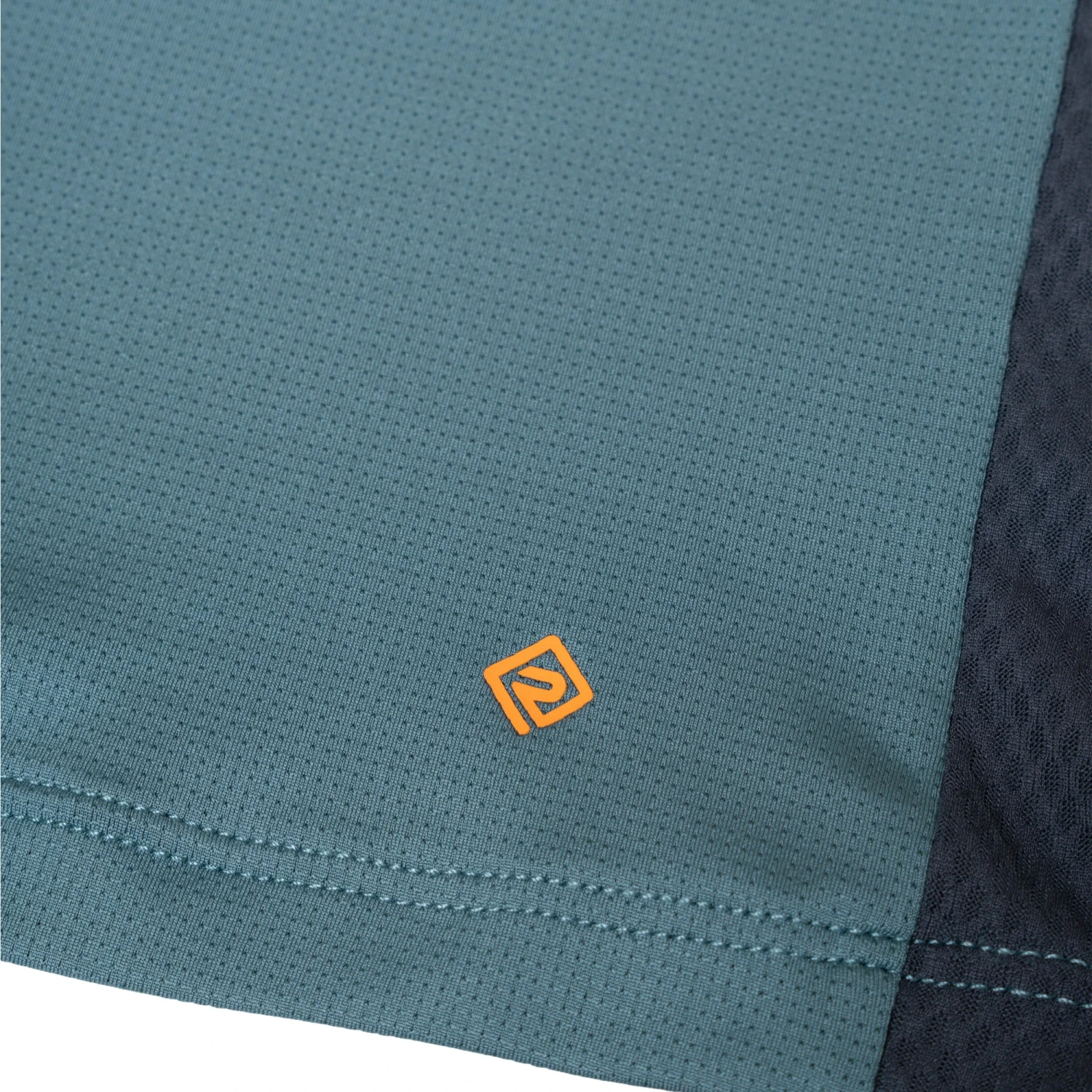 RONHILL Tech 1/2 Zip Running Tee 7 RONHILL Tech 1/2 Zip Running Tee - Image 5