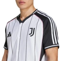 ADIDAS Juventus US Football Shirt -Sporting Goods Store 7 c78f5bba 05f2 46c7 b2a9 40a40935e065