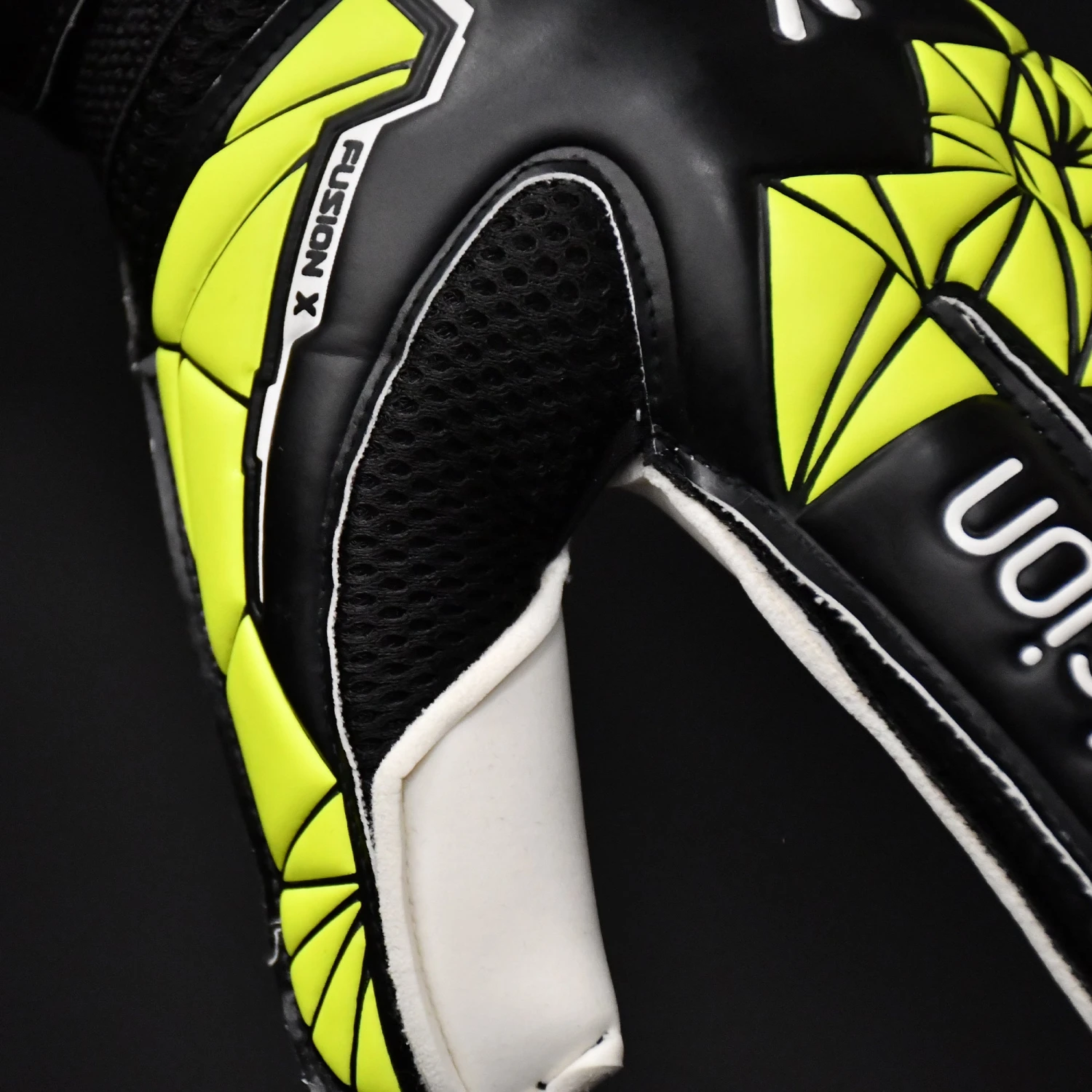 Fusion X Flat Cut Finger Protect GK Gloves 5 Fusion X Flat Cut Finger Protect GK Gloves - Image 3