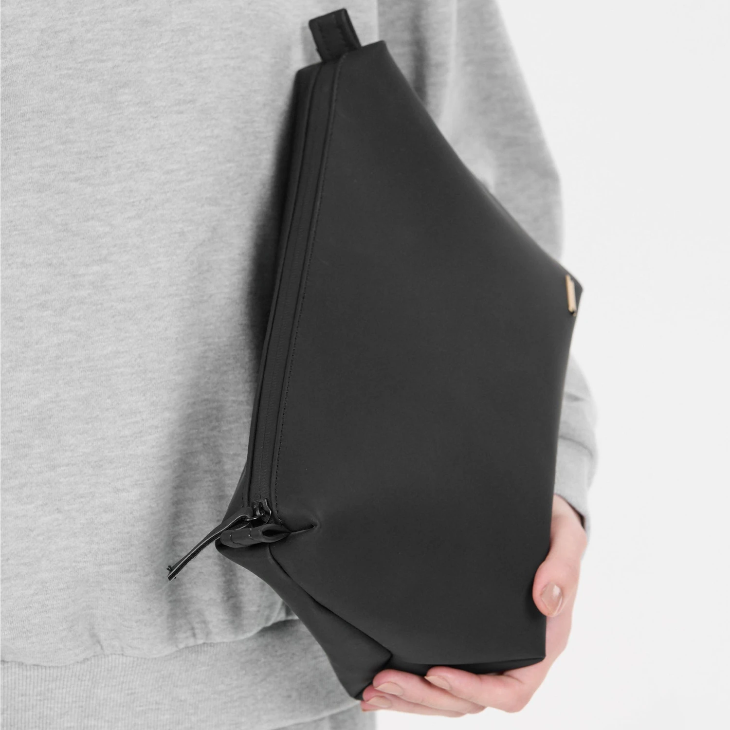 ATHLECIA Berlina Toilet Bag 7 ATHLECIA Berlina Toilet Bag - Image 5