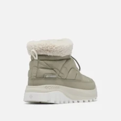 Columbia Women's Snowtrot Shorty Winter Boots -Sporting Goods Store 9 076bb1ed a7da 4f5c b8c0 74fd0fdc3b4c