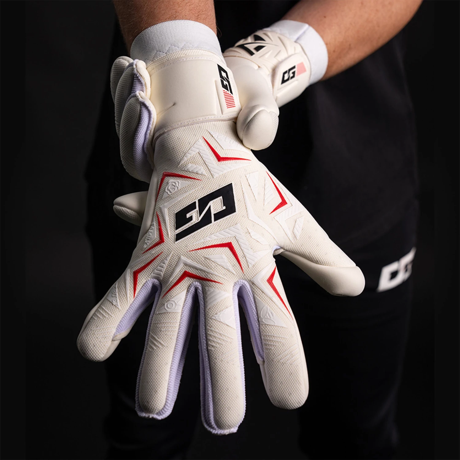 OG1 Type-R Jnr GK Gloves 9 OG1 Type-R Jnr GK Gloves - Image 7